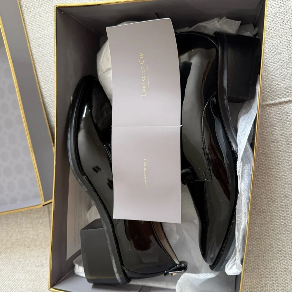 Louise et Cie Black Patent Leather Oxfords - Picture 6 of 7